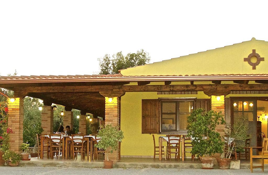 Agriturismo Sa Tiria Teulada Kültér fotó
