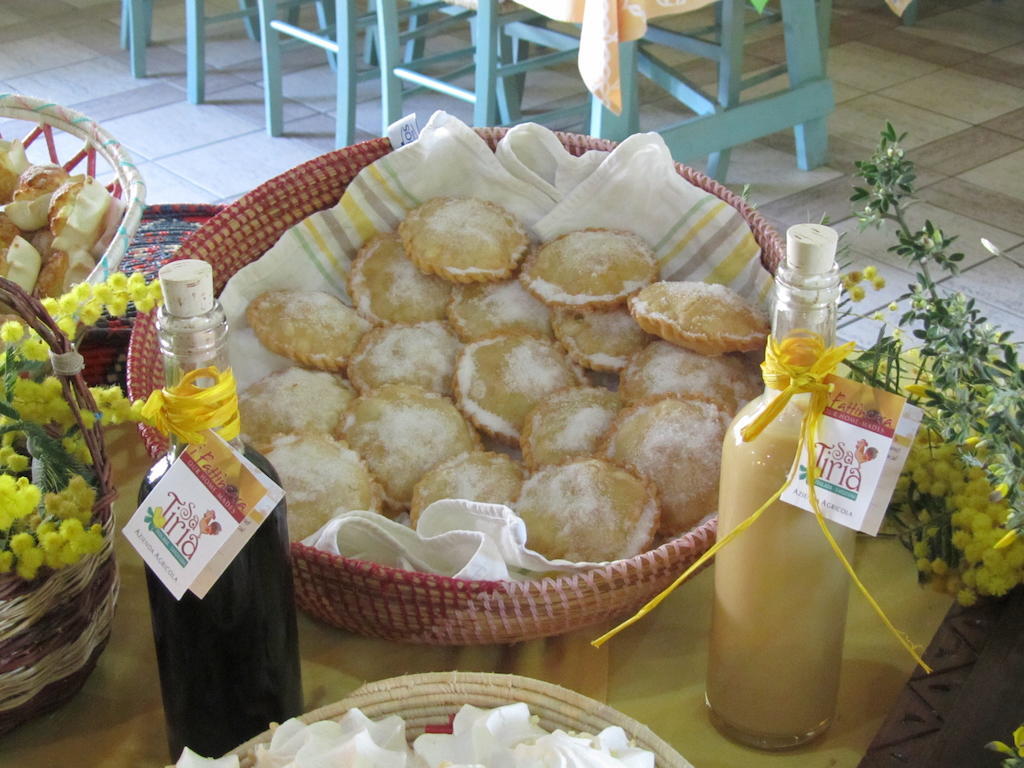 Agriturismo Sa Tiria Teulada Kültér fotó